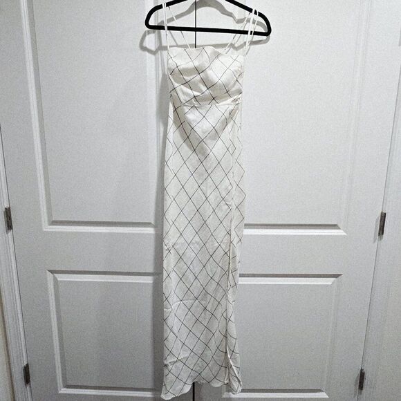 New Rumer The Label - M -  Quinn Bias Cut Out Maxi Dress In Ivory $299 - Picture 7 of 12
